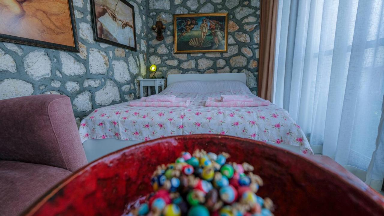 Teras Butik Apart Карабурун Екстериор снимка
