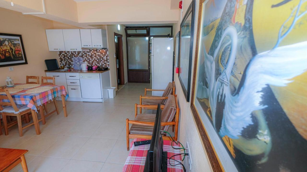 Teras Butik Apart Карабурун Екстериор снимка