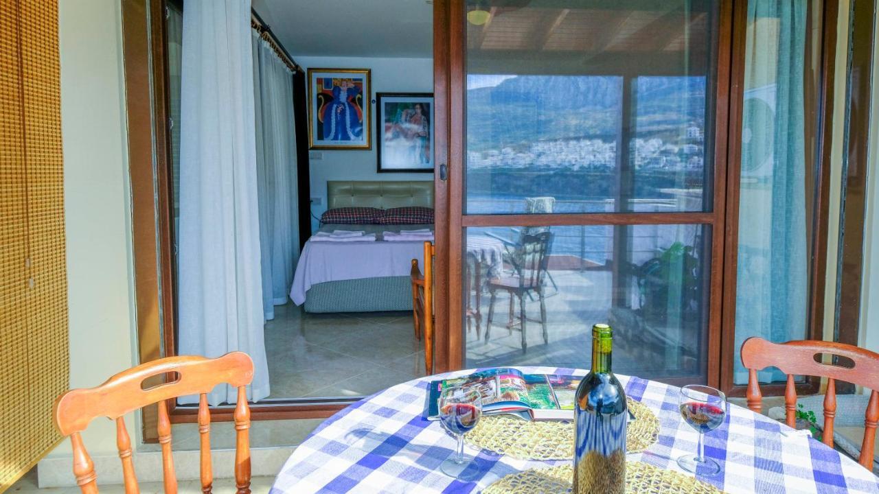 Teras Butik Apart Карабурун Екстериор снимка