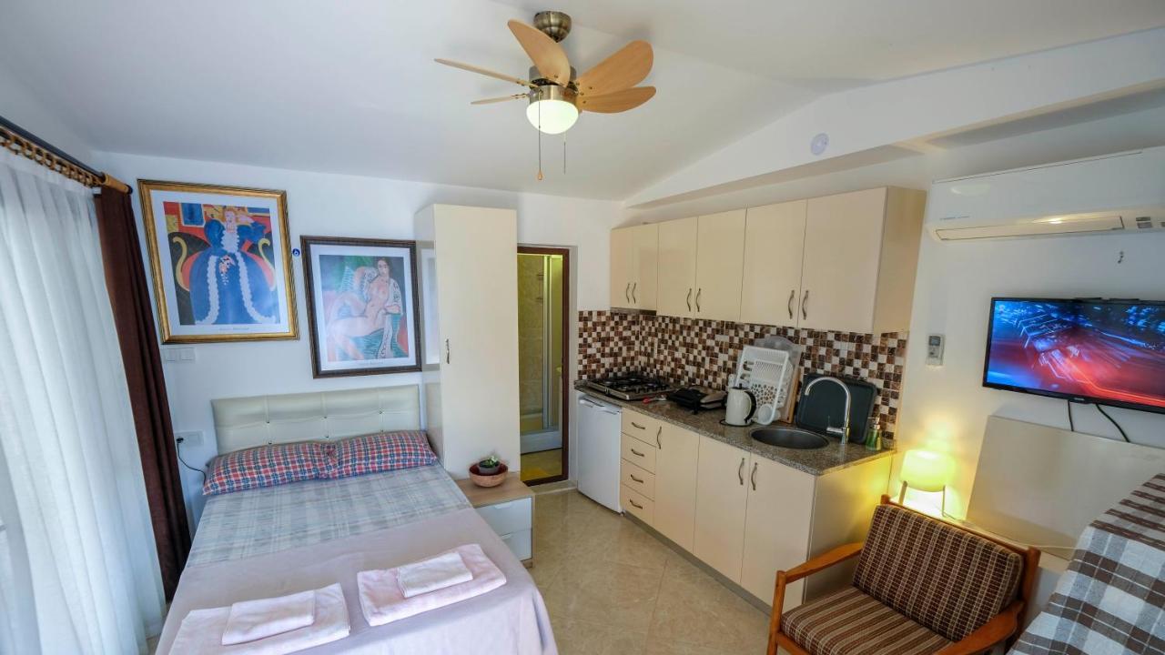 Teras Butik Apart Карабурун Екстериор снимка