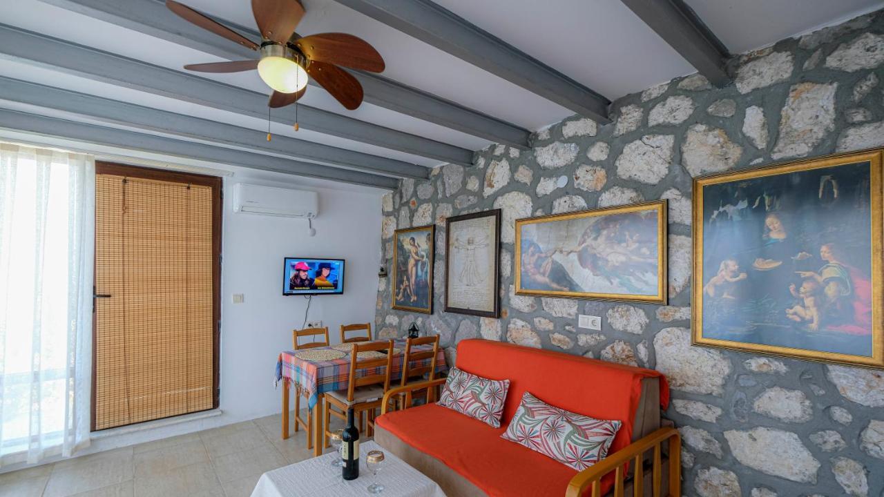 Teras Butik Apart Карабурун Екстериор снимка