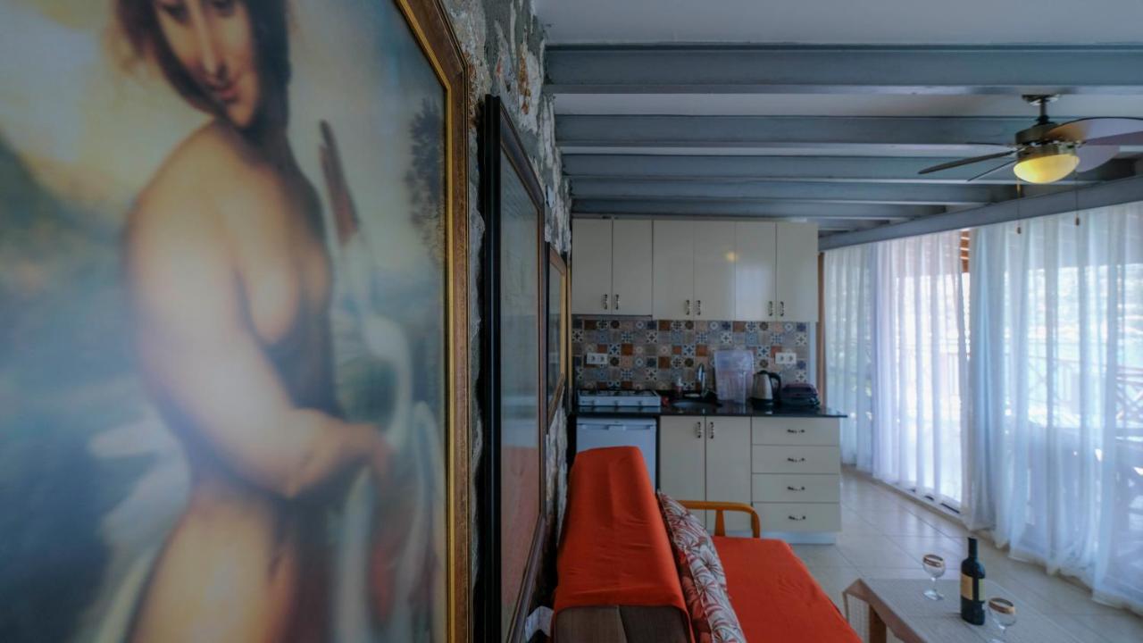 Teras Butik Apart Карабурун Екстериор снимка