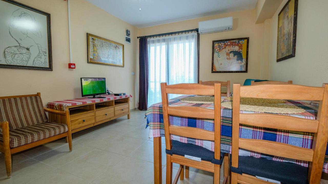 Teras Butik Apart Карабурун Екстериор снимка