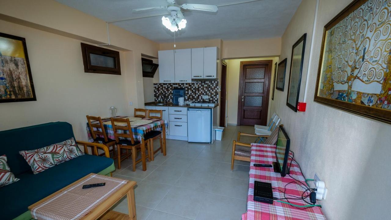 Teras Butik Apart Карабурун Екстериор снимка